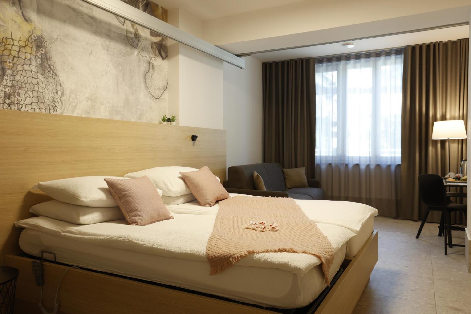 Floramare Health Resort Izola Exterior foto