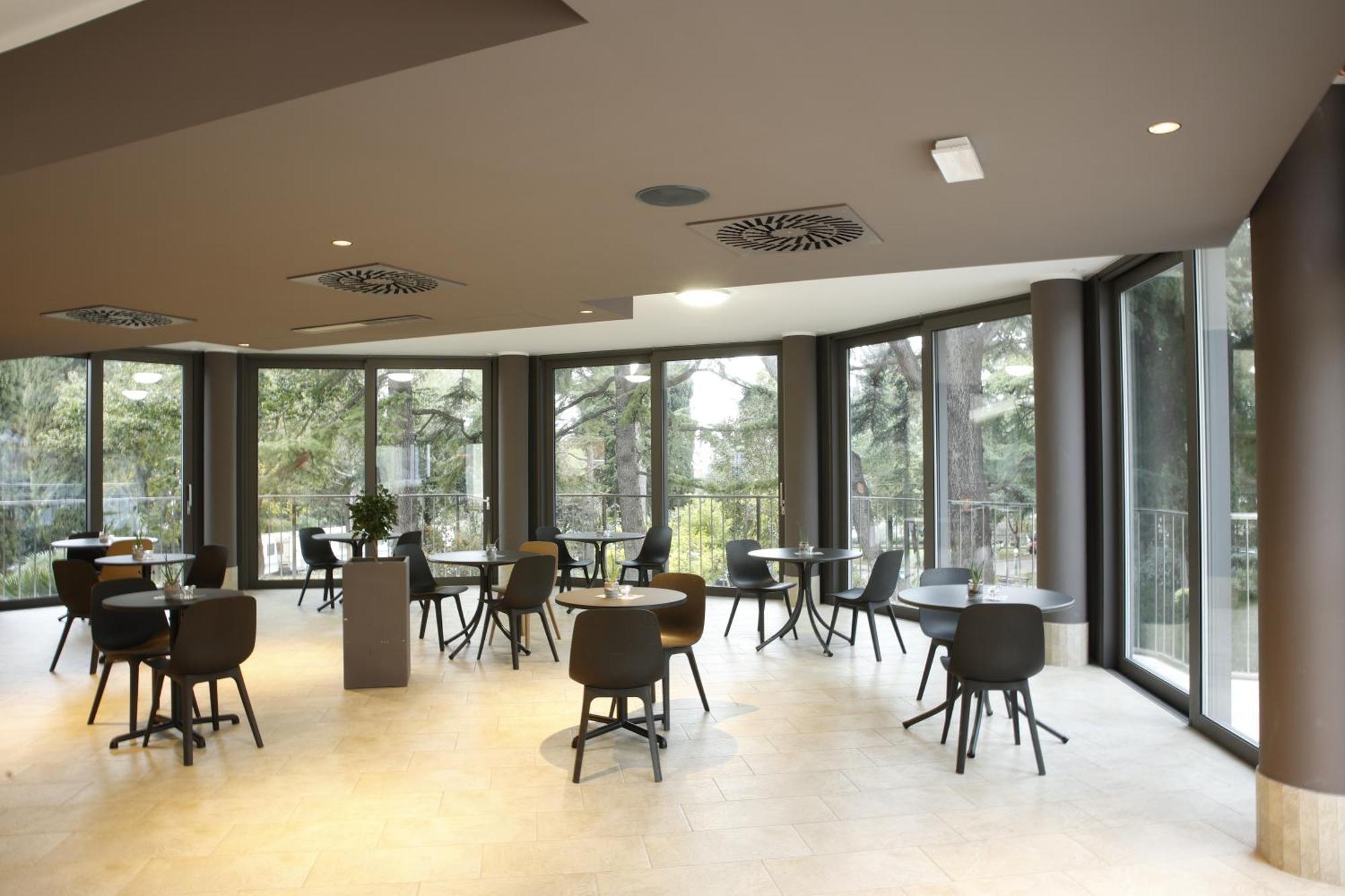 Floramare Health Resort Izola Exterior foto